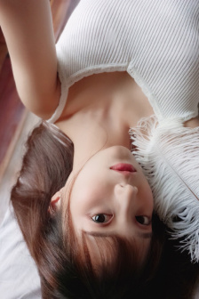 她的紧致被他撑到极致